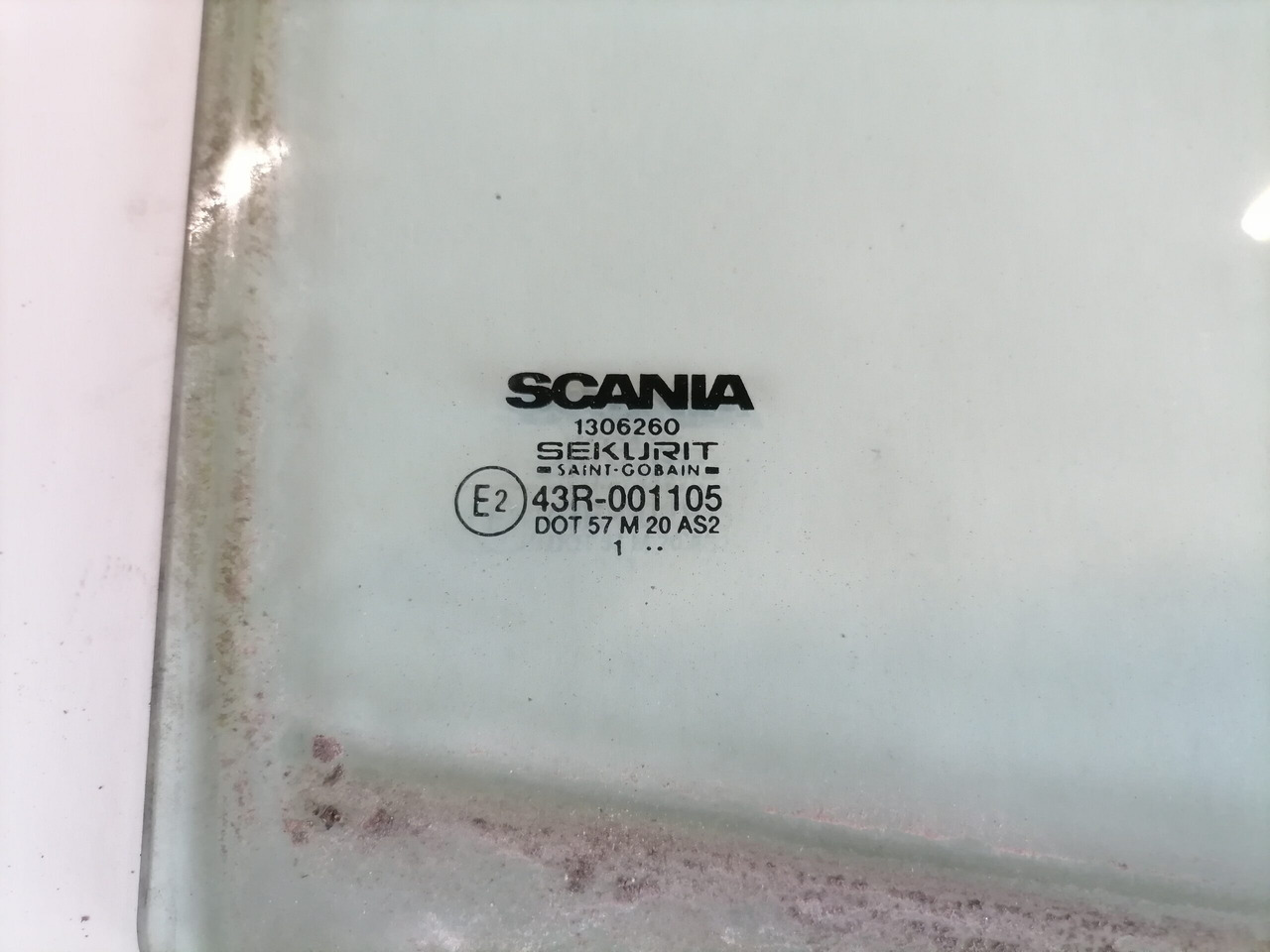 Scania Küljeklaas, parem 1306260 - חלון וחלקים עבור משאית: תמונה 3 Scania Küljeklaas, parem 1306260 - חלון וחלקים עבור משאית: תמונה 3
