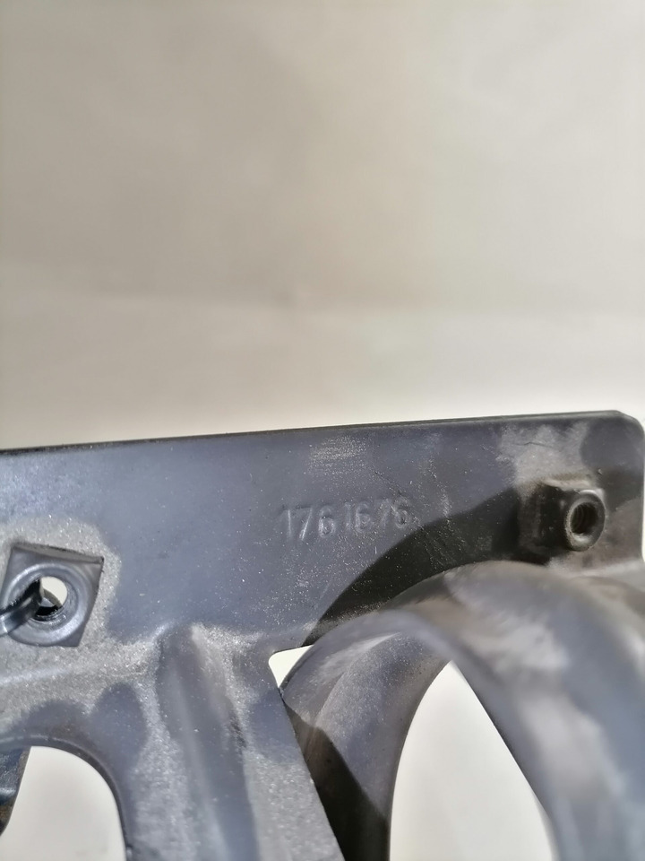 Scania Küljeluugi hing 1761676 - חלק אוניברסלי עבור משאית: תמונה 3 Scania Küljeluugi hing 1761676 - חלק אוניברסלי עבור משאית: תמונה 3