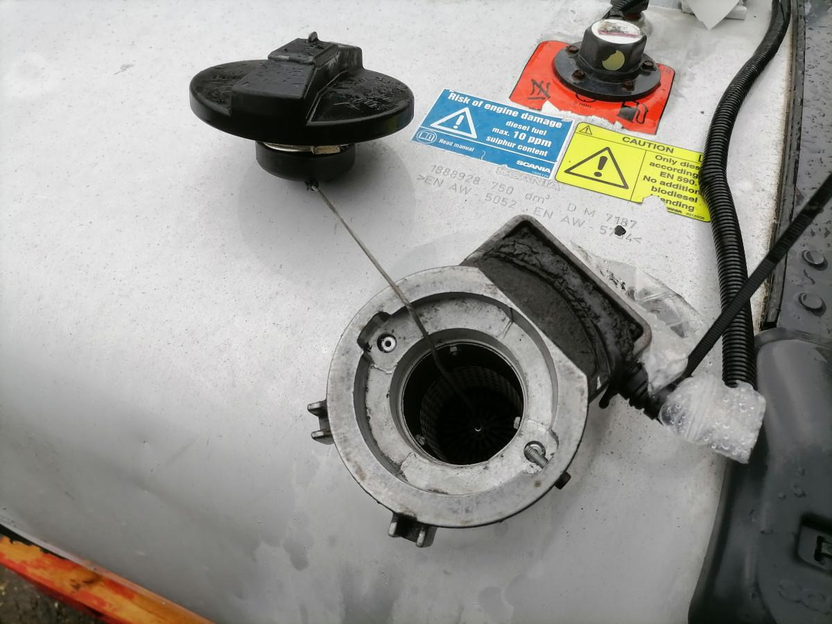 Scania Kütusepaak 750L 1888928 - מכל דלק עבור משאית: תמונה 3 Scania Kütusepaak 750L 1888928 - מכל דלק עבור משאית: תמונה 3