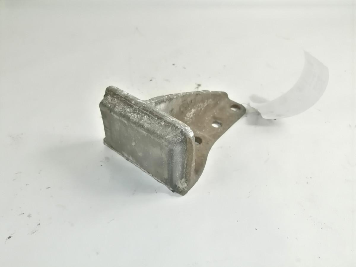 Scania Läbilöögipuks 1870119 - מתלה עבור משאית: תמונה 2 Scania Läbilöögipuks 1870119 - מתלה עבור משאית: תמונה 2