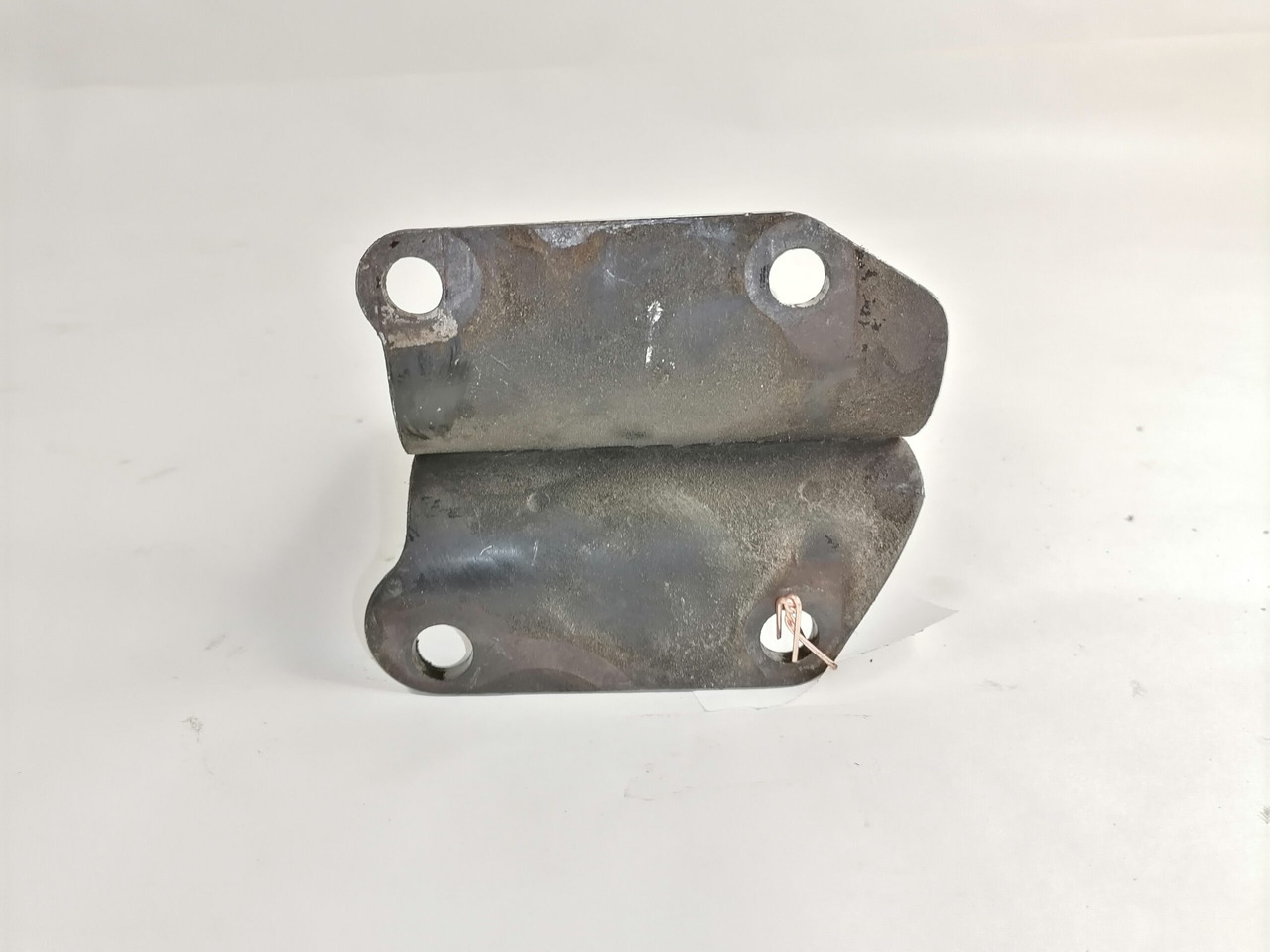 Scania Muffler carrier 1439419 - עמם-פליטה עבור משאית: תמונה 4 Scania Muffler carrier 1439419 - עמם-פליטה עבור משאית: תמונה 4