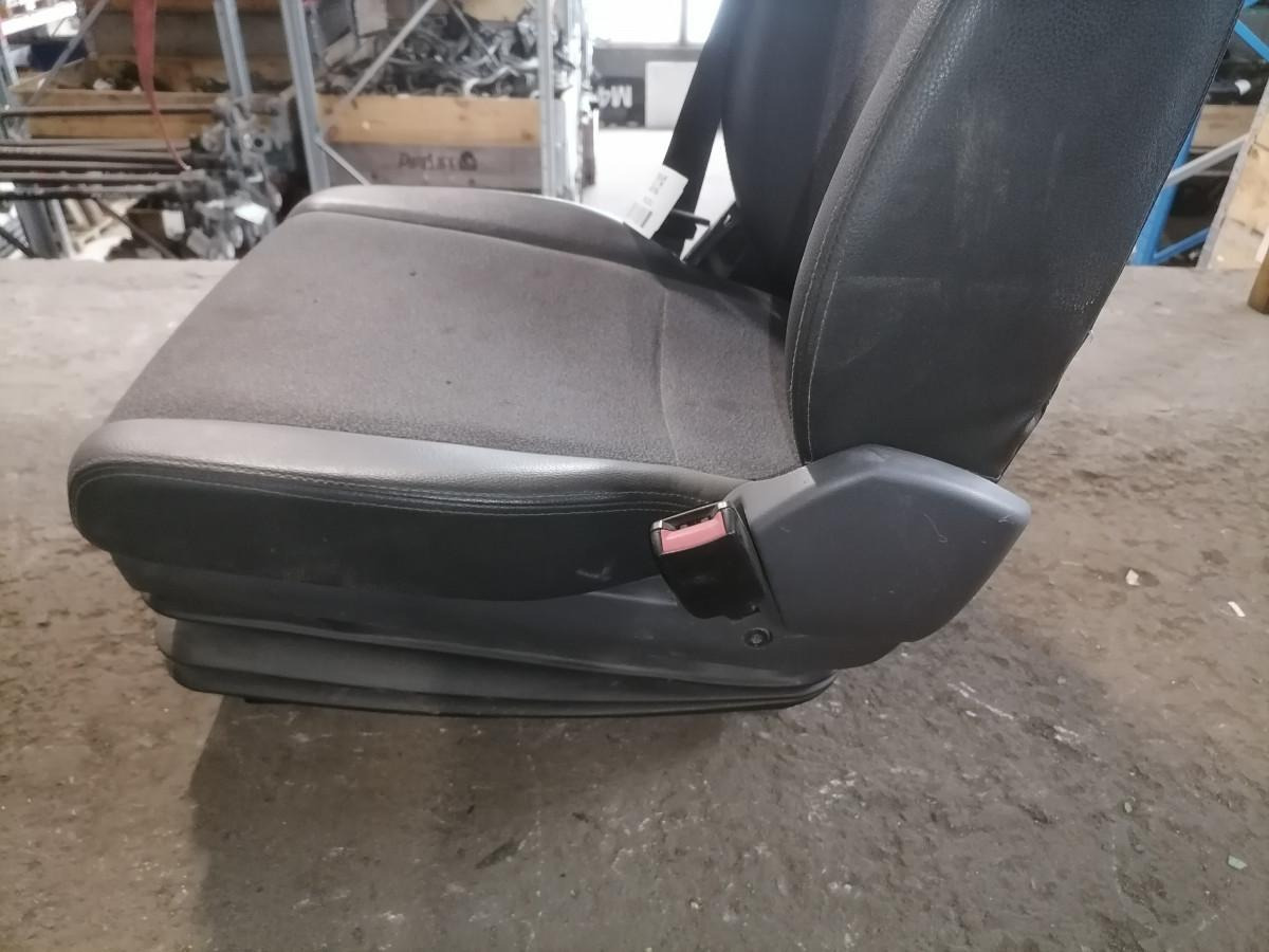 Scania Passenger seat 2189659 - מושב עבור משאית: תמונה 4 Scania Passenger seat 2189659 - מושב עבור משאית: תמונה 4