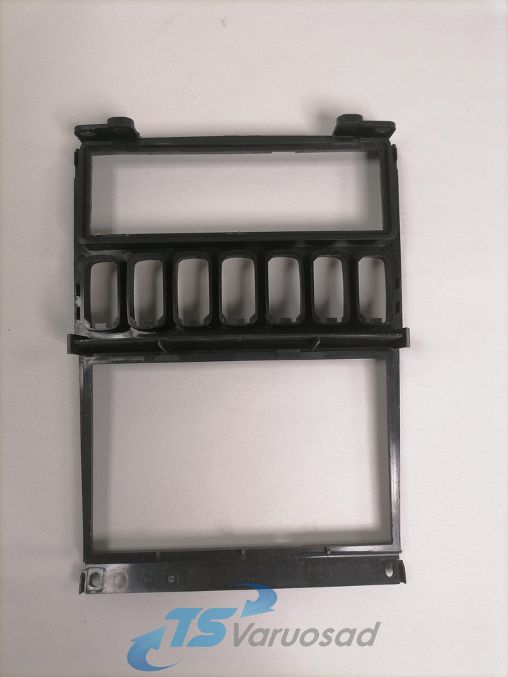 Scania Plastic cover 1859936 - חלק אוניברסלי עבור משאית: תמונה 2 Scania Plastic cover 1859936 - חלק אוניברסלי עבור משאית: תמונה 2