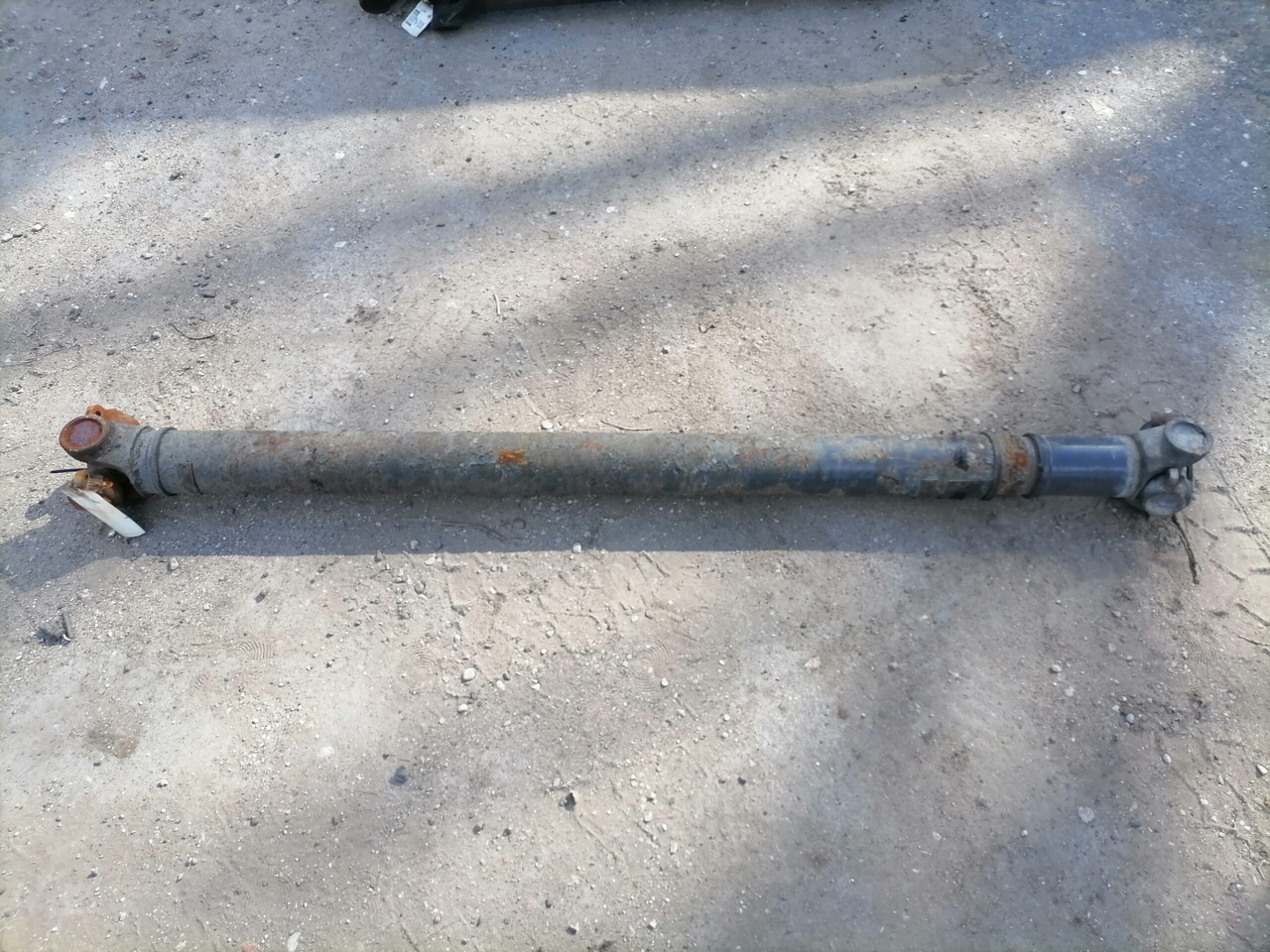 Scania Propeller shaft 1758616 - גל מדחף עבור משאית: תמונה 2 Scania Propeller shaft 1758616 - גל מדחף עבור משאית: תמונה 2