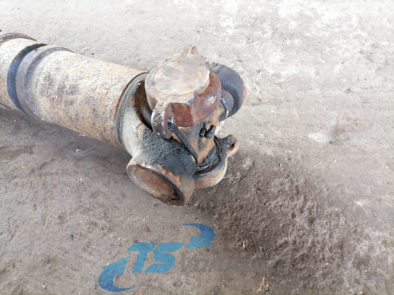 Scania Propeller shaft 1758616 - גל מדחף עבור משאית: תמונה 2 Scania Propeller shaft 1758616 - גל מדחף עבור משאית: תמונה 2
