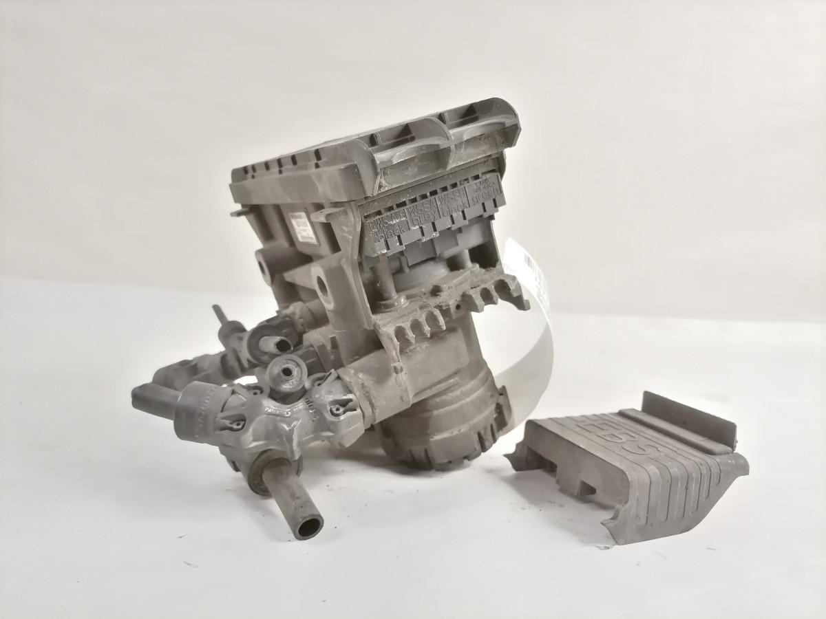 Scania Rear axel brake pressure control valve 2653385 - שסתום בלמים עבור משאית: תמונה 4 Scania Rear axel brake pressure control valve 2653385 - שסתום בלמים עבור משאית: תמונה 4