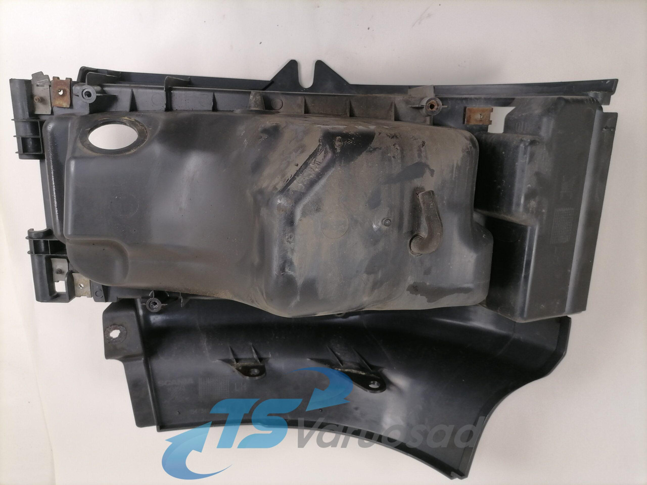 Scania Scania headlight housing, left 1431920 - אורות/ תאורה עבור משאית: תמונה 5 Scania Scania headlight housing, left 1431920 - אורות/ תאורה עבור משאית: תמונה 5