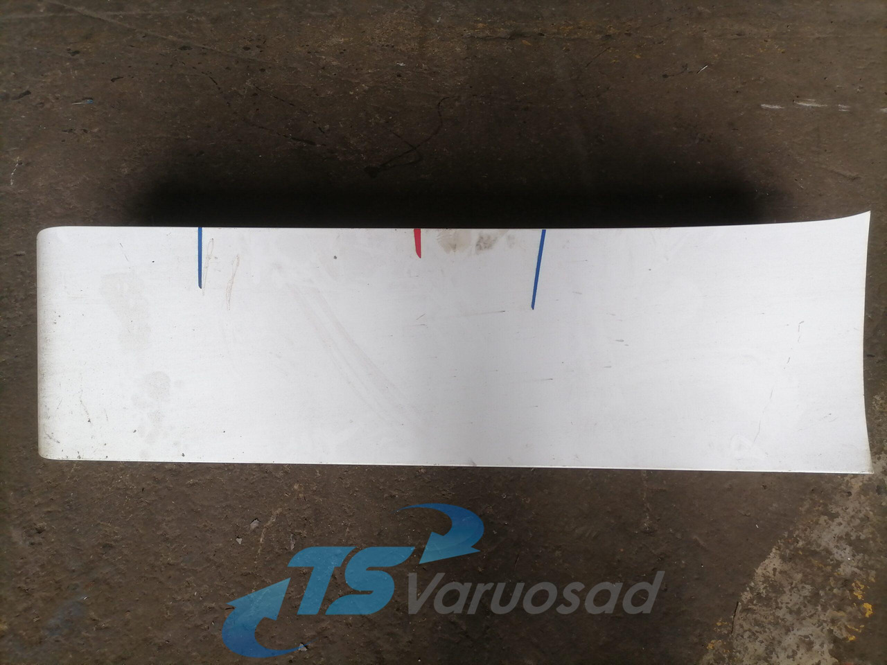 Scania Scania kabiini tuulesuunaja, vasak külg 1532460 - אווירודינמיקה/ ספוילר עבור משאית: תמונה 1 Scania Scania kabiini tuulesuunaja, vasak külg 1532460 - אווירודינמיקה/ ספוילר עבור משאית: תמונה 1