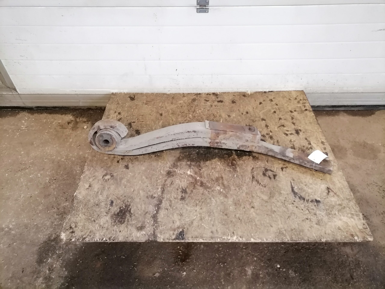 Scania Vedrupakk, parem 1425510 - מתלה פלדה עבור משאית: תמונה 1 Scania Vedrupakk, parem 1425510 - מתלה פלדה עבור משאית: תמונה 1