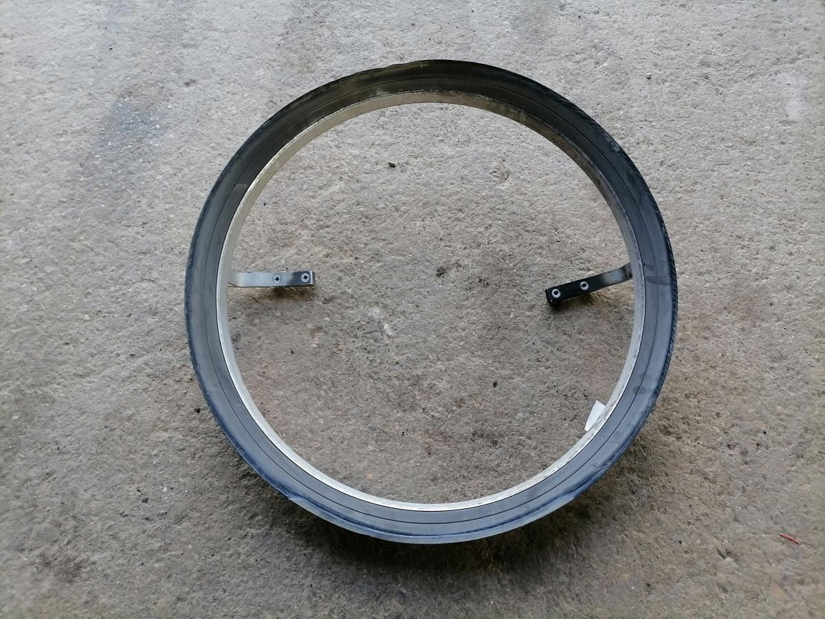 Scania Ventilaatori metallrõngas 2406061 - רדיאטור עבור משאית: תמונה 2 Scania Ventilaatori metallrõngas 2406061 - רדיאטור עבור משאית: תמונה 2