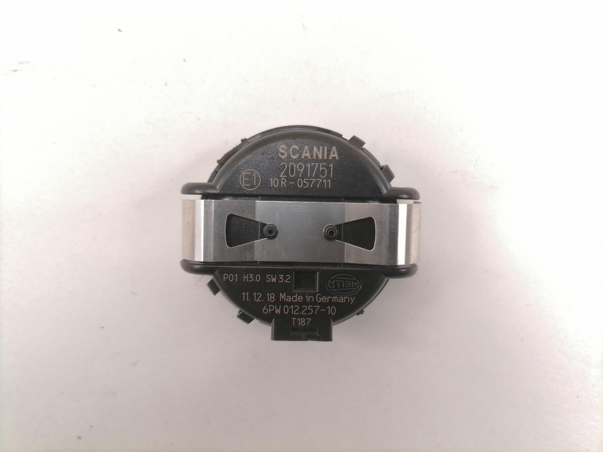 Scania Vihmasensor 2091751 - ECU עבור משאית: תמונה 3 Scania Vihmasensor 2091751 - ECU עבור משאית: תמונה 3