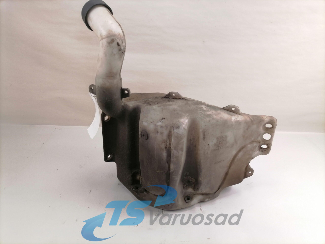 Scania Windscreen washer fluid tank 1772662 - מגב עבור משאית: תמונה 5 Scania Windscreen washer fluid tank 1772662 - מגב עבור משאית: תמונה 5