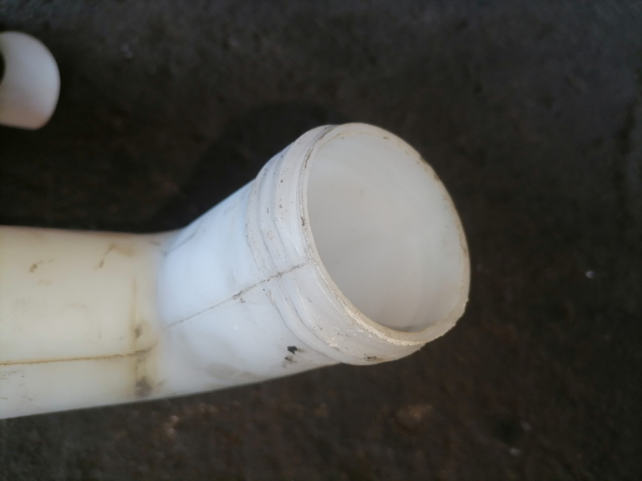 Scania Windscreen washer fluid tank 1854255 - מגב עבור משאית: תמונה 3 Scania Windscreen washer fluid tank 1854255 - מגב עבור משאית: תמונה 3