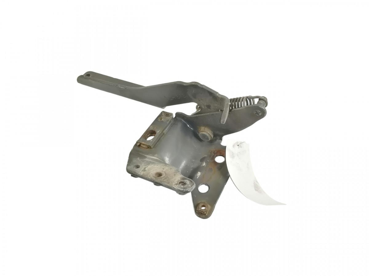 Scania lower grille carrier hinge 1785546 - גריל עבור משאית: תמונה 1 Scania lower grille carrier hinge 1785546 - גריל עבור משאית: תמונה 1