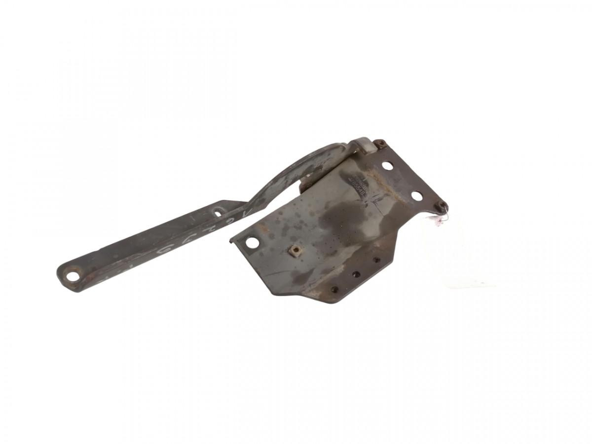 Scania lower grille carrier hinge 1785548 - גריל עבור משאית: תמונה 1 Scania lower grille carrier hinge 1785548 - גריל עבור משאית: תמונה 1
