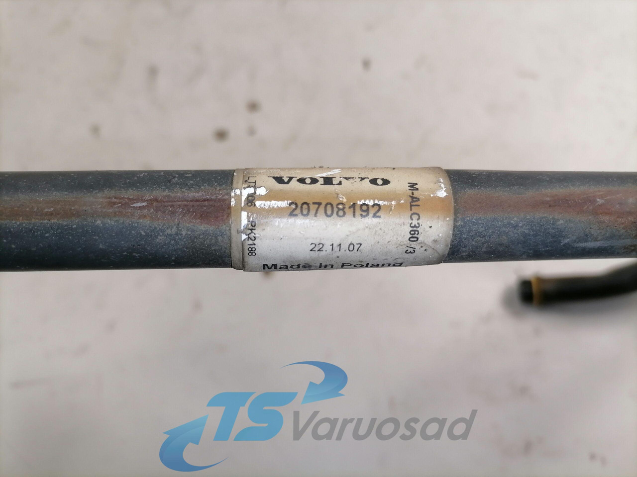 Volvo A/C pipe 20708192 - חימום/ אוורור עבור משאית: תמונה 2 Volvo A/C pipe 20708192 - חימום/ אוורור עבור משאית: תמונה 2