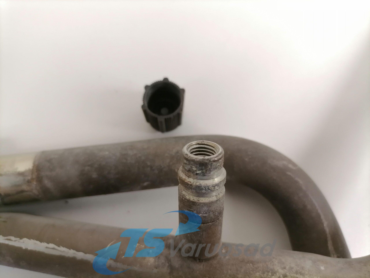 Volvo A/C pipe 20752896 - חימום/ אוורור עבור משאית: תמונה 2 Volvo A/C pipe 20752896 - חימום/ אוורור עבור משאית: תמונה 2