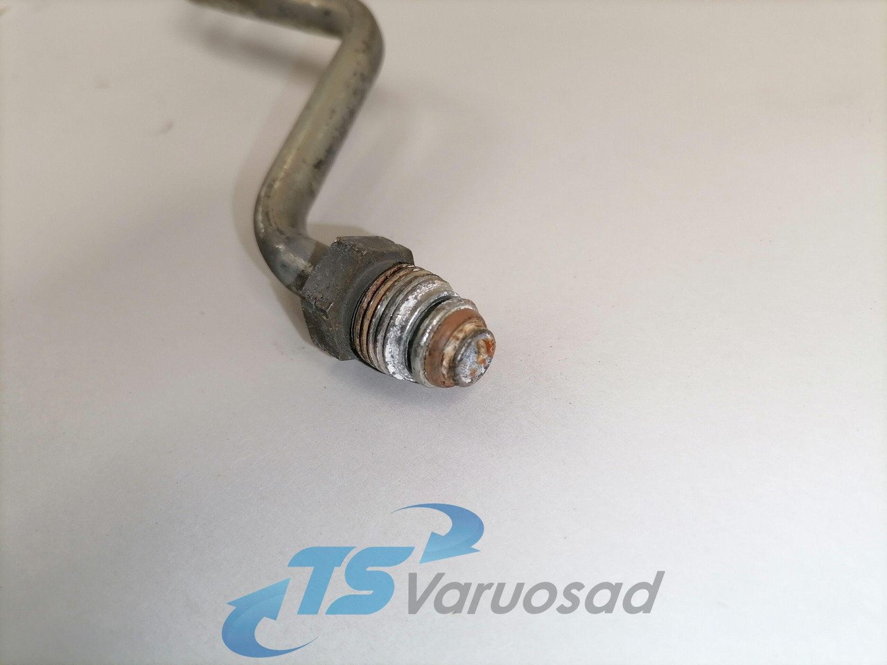 Volvo A/C pipe 20865099 - חימום/ אוורור עבור משאית: תמונה 4 Volvo A/C pipe 20865099 - חימום/ אוורור עבור משאית: תמונה 4