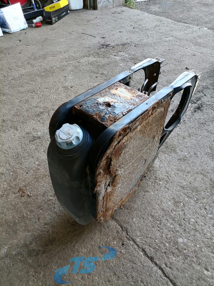 Volvo Ad Blue tank 20856475 - מערכת דלק עבור משאית: תמונה 1 Volvo Ad Blue tank 20856475 - מערכת דלק עבור משאית: תמונה 1