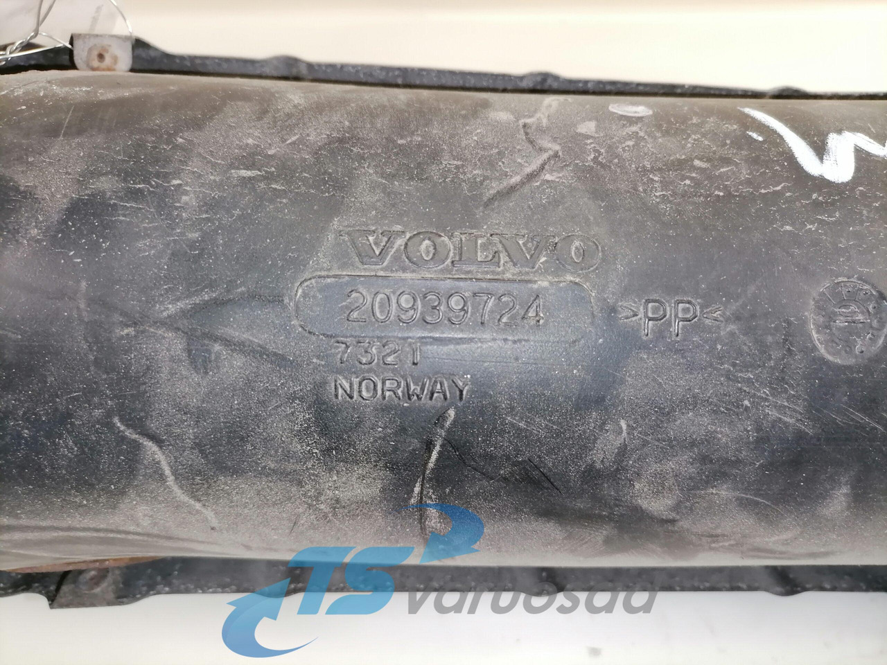 Volvo Air intake 20939724 - מערכת כניסת אוויר עבור משאית: תמונה 5 Volvo Air intake 20939724 - מערכת כניסת אוויר עבור משאית: תמונה 5
