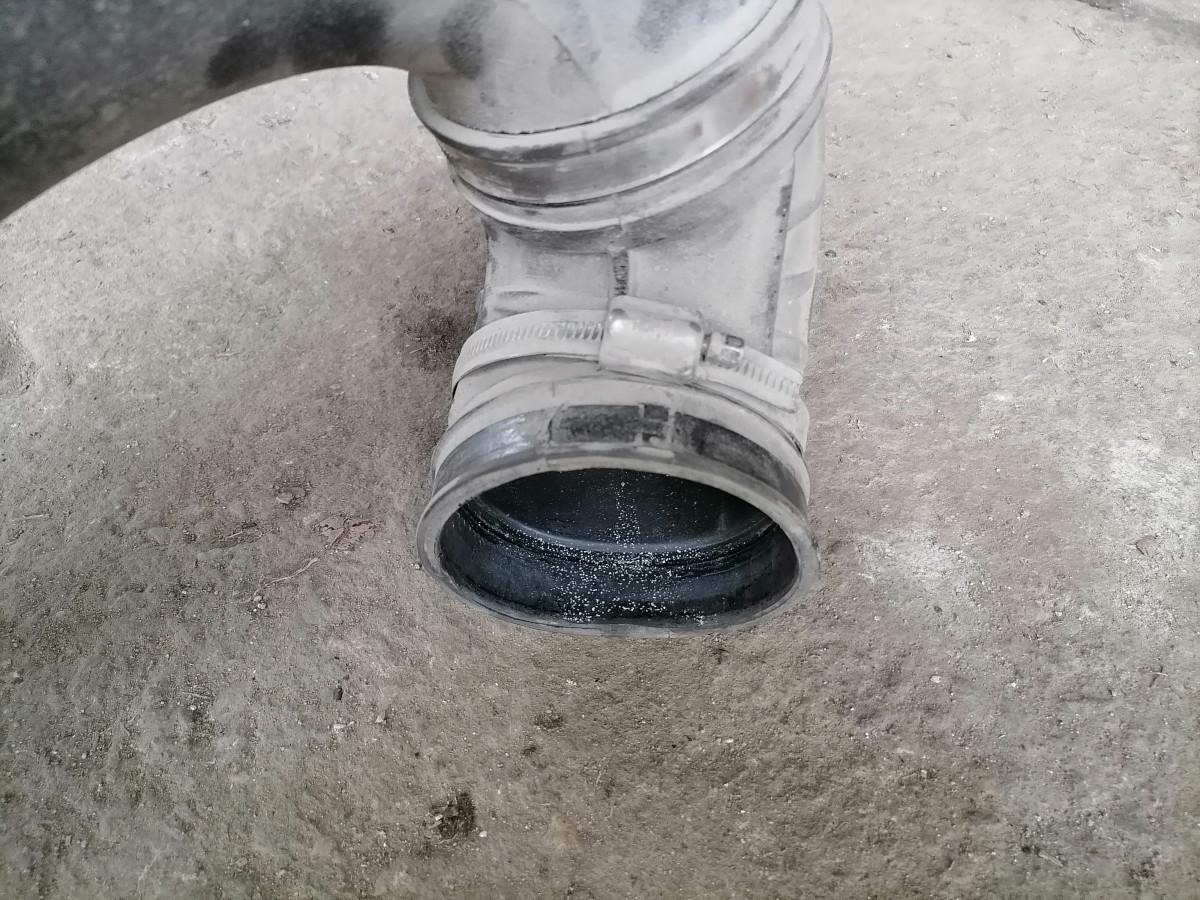 Volvo Air intake 22081156 - מערכת כניסת אוויר עבור משאית: תמונה 4 Volvo Air intake 22081156 - מערכת כניסת אוויר עבור משאית: תמונה 4