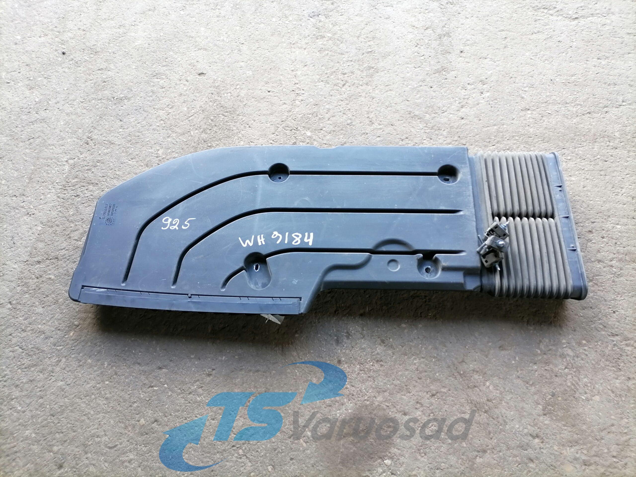 Volvo Air intake 5010626022 - מערכת כניסת אוויר עבור משאית: תמונה 1 Volvo Air intake 5010626022 - מערכת כניסת אוויר עבור משאית: תמונה 1