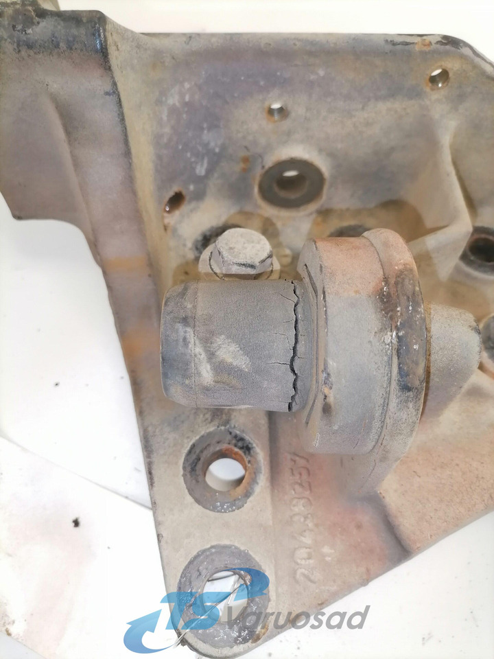 Volvo Bracket 20428257 - מסגרת/ שלדה עבור משאית: תמונה 4 Volvo Bracket 20428257 - מסגרת/ שלדה עבור משאית: תמונה 4