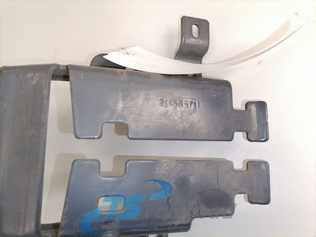 Volvo Bracket 21458671 - מסגרת/ שלדה עבור משאית: תמונה 2 Volvo Bracket 21458671 - מסגרת/ שלדה עבור משאית: תמונה 2