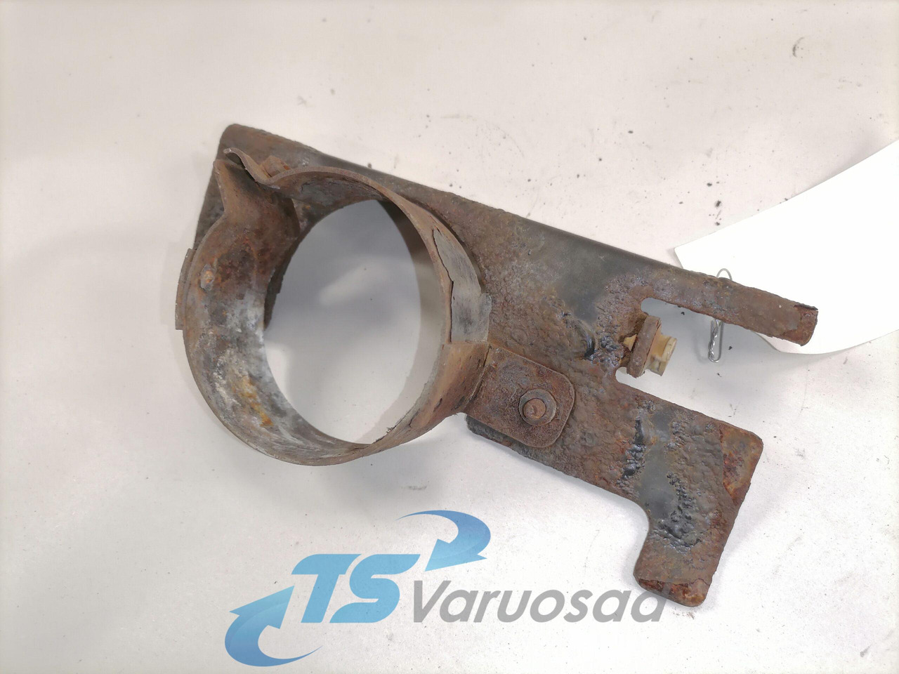 Volvo Bracket 84033492 - מסגרת/ שלדה עבור משאית: תמונה 2 Volvo Bracket 84033492 - מסגרת/ שלדה עבור משאית: תמונה 2
