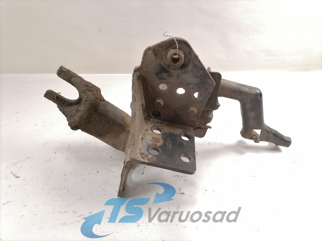 Volvo Bumper bracket 20499241 - פגוש עבור משאית: תמונה 2 Volvo Bumper bracket 20499241 - פגוש עבור משאית: תמונה 2