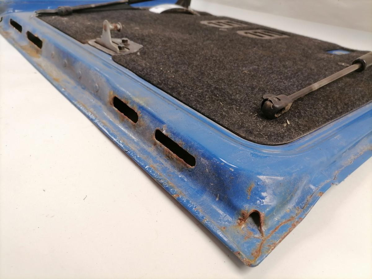 Volvo Cab side door 82097100 - חלק אוניברסלי עבור משאית: תמונה 4 Volvo Cab side door 82097100 - חלק אוניברסלי עבור משאית: תמונה 4