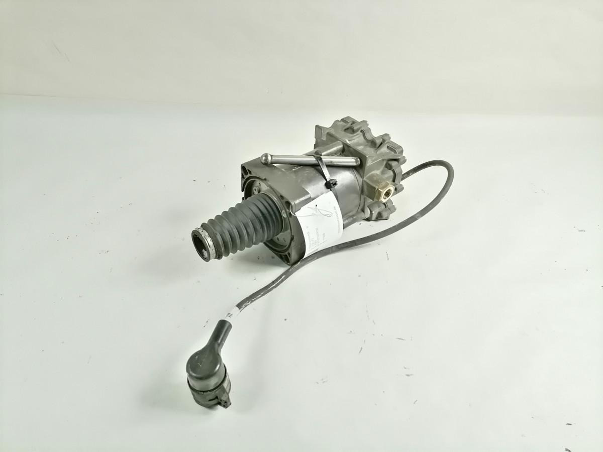 Volvo Clutch control K107167X50 - מצמד וחלקים עבור משאית: תמונה 2 Volvo Clutch control K107167X50 - מצמד וחלקים עבור משאית: תמונה 2