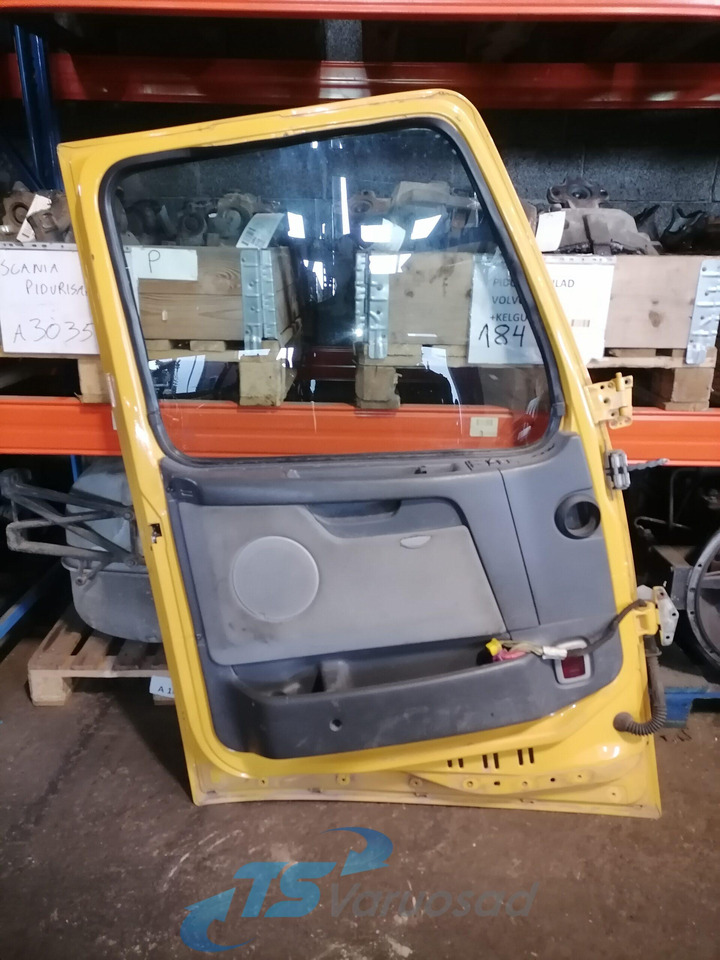 Volvo Door 20360542 - דלת וחלקים עבור משאית: תמונה 2 Volvo Door 20360542 - דלת וחלקים עבור משאית: תמונה 2
