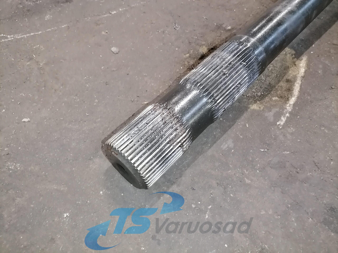 Volvo Drive shaft 20836831 - גל הנעה עבור משאית: תמונה 3 Volvo Drive shaft 20836831 - גל הנעה עבור משאית: תמונה 3