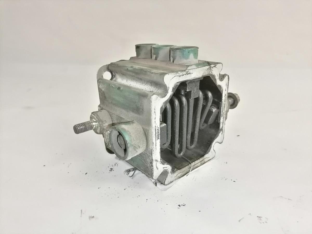 Volvo Eelsüüte plokk 22121574 - יריעת כניסה עבור משאית: תמונה 4 Volvo Eelsüüte plokk 22121574 - יריעת כניסה עבור משאית: תמונה 4