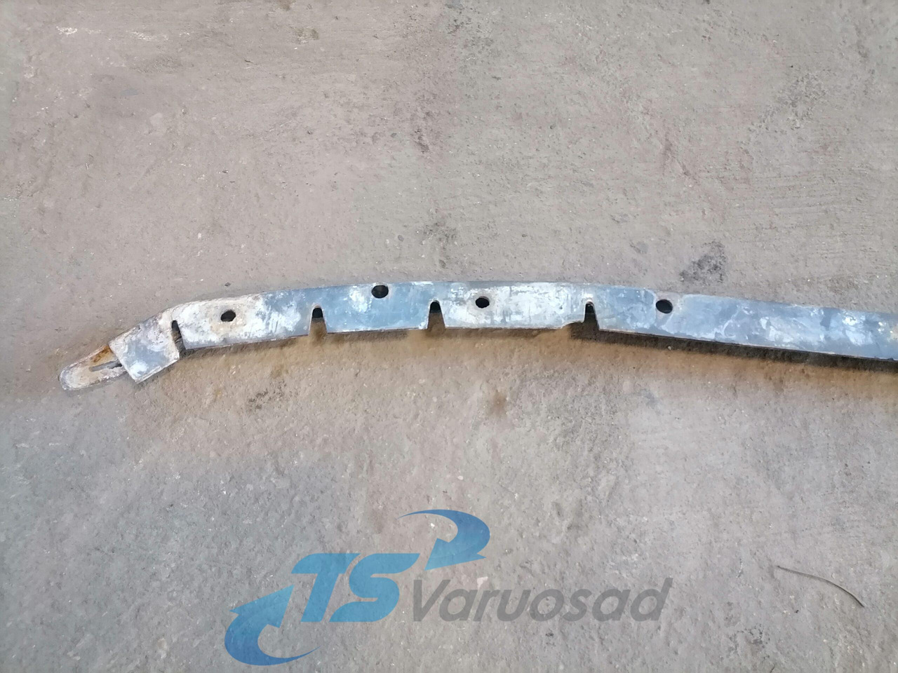 Volvo Esikaitseraua lisa 20360587 - פגוש עבור משאית: תמונה 3 Volvo Esikaitseraua lisa 20360587 - פגוש עבור משאית: תמונה 3