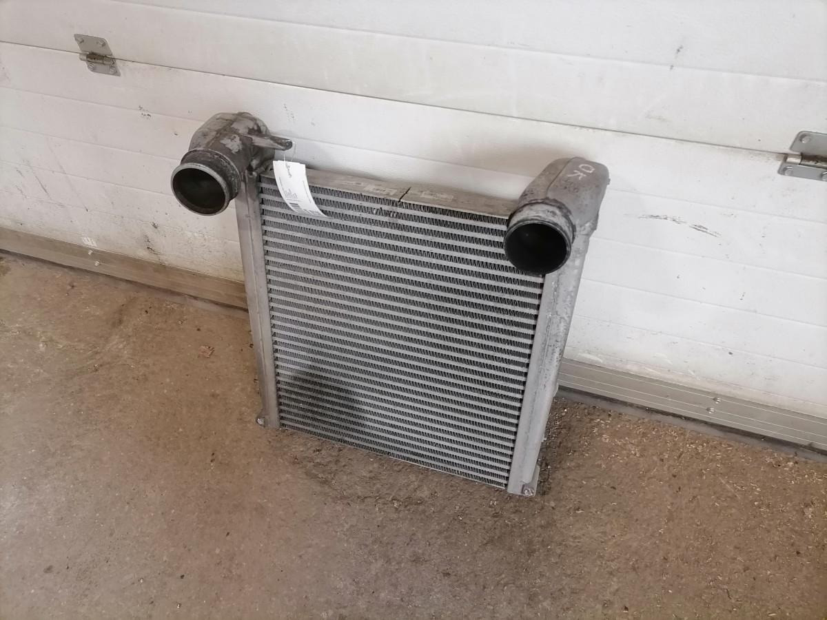 Volvo Intercooler radiator 21675284 - מקרר פנימי עבור משאית: תמונה 2 Volvo Intercooler radiator 21675284 - מקרר פנימי עבור משאית: תמונה 2