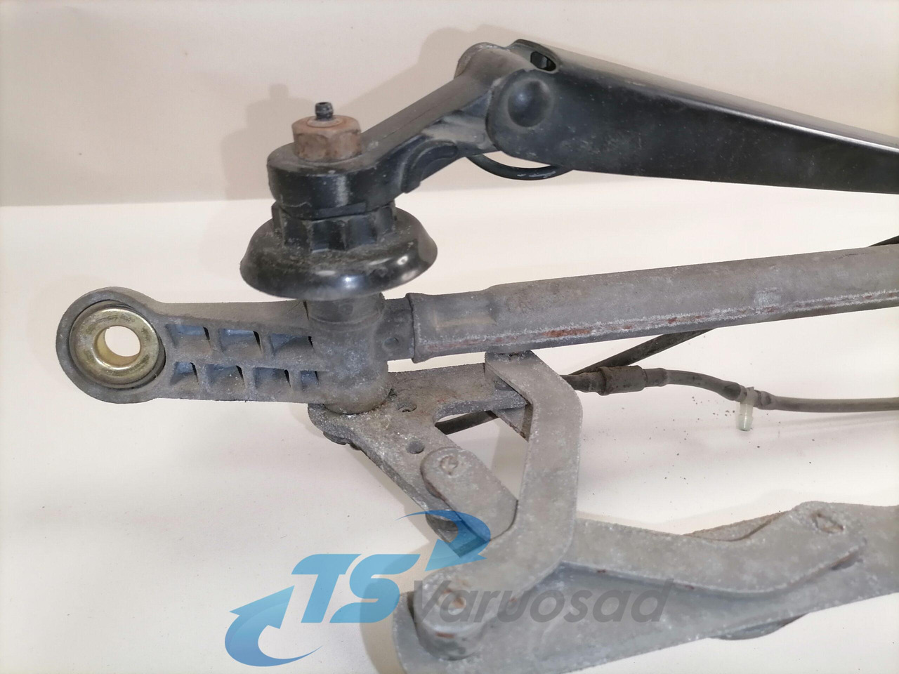 Volvo Klaasipuhasti raam 20517438 - מגב עבור משאית: תמונה 5 Volvo Klaasipuhasti raam 20517438 - מגב עבור משאית: תמונה 5