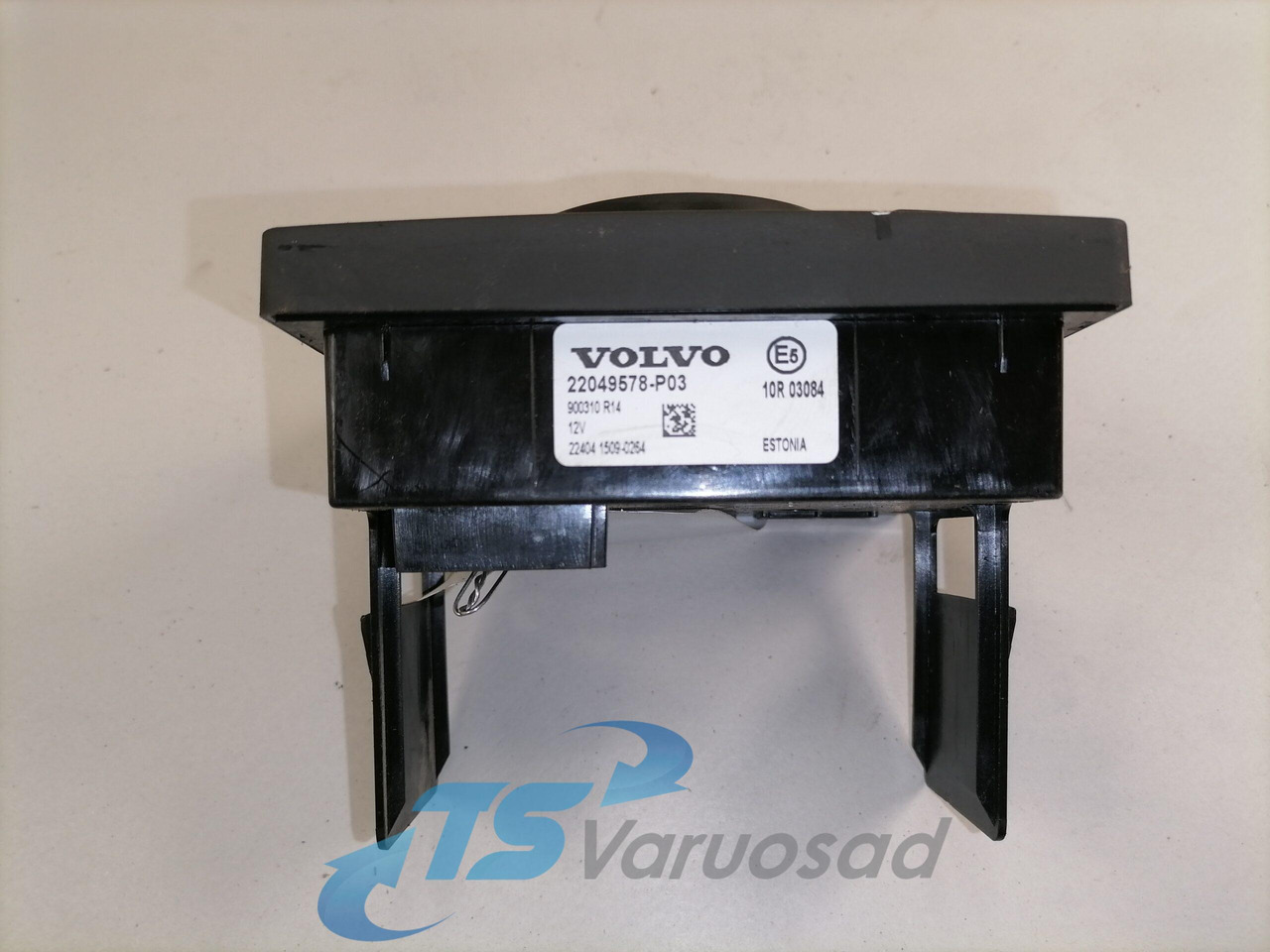 Volvo Lüliti, salongi valgustus 22049578 - תא עבור משאית: תמונה 4 Volvo Lüliti, salongi valgustus 22049578 - תא עבור משאית: תמונה 4