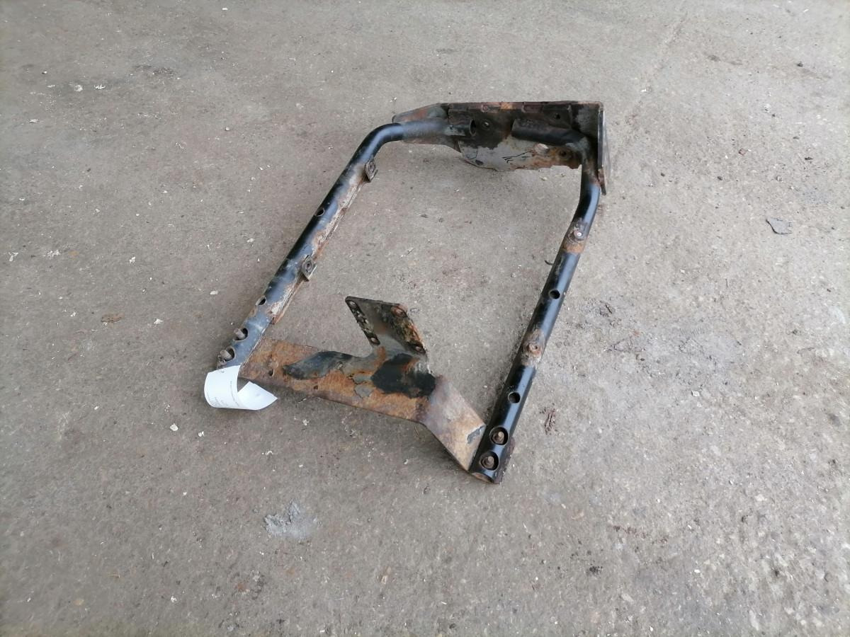Volvo Mudguard bracket 20969984 - חלק אוניברסלי עבור משאית: תמונה 4 Volvo Mudguard bracket 20969984 - חלק אוניברסלי עבור משאית: תמונה 4