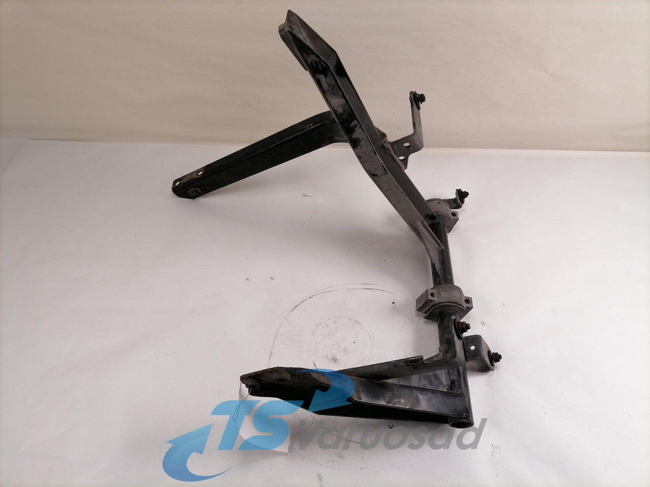 Volvo Õhufiltri korpuse kandur 20977539 - מערכת כניסת אוויר עבור משאית: תמונה 2 Volvo Õhufiltri korpuse kandur 20977539 - מערכת כניסת אוויר עבור משאית: תמונה 2