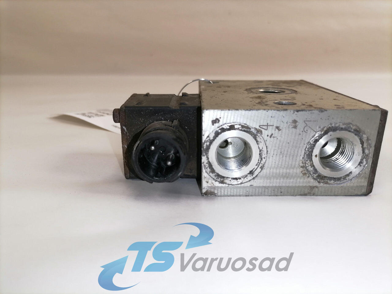 Volvo Õhuklapp (Remonditud) 3944715 - שסתום בלמים עבור משאית: תמונה 3 Volvo Õhuklapp (Remonditud) 3944715 - שסתום בלמים עבור משאית: תמונה 3