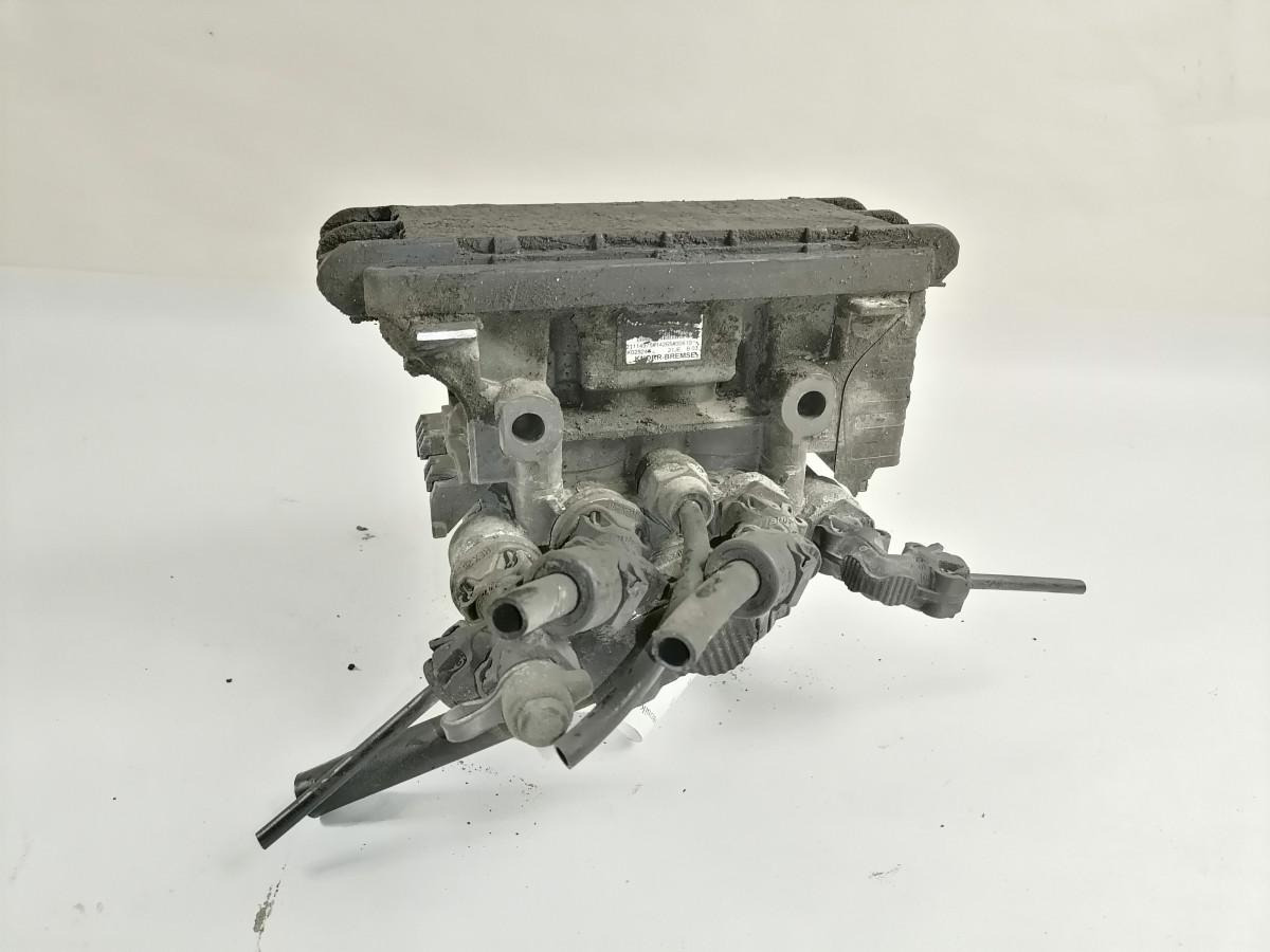 Volvo Rear axel brake pressure control valve 21114975 - שסתום בלמים עבור משאית: תמונה 2 Volvo Rear axel brake pressure control valve 21114975 - שסתום בלמים עבור משאית: תמונה 2