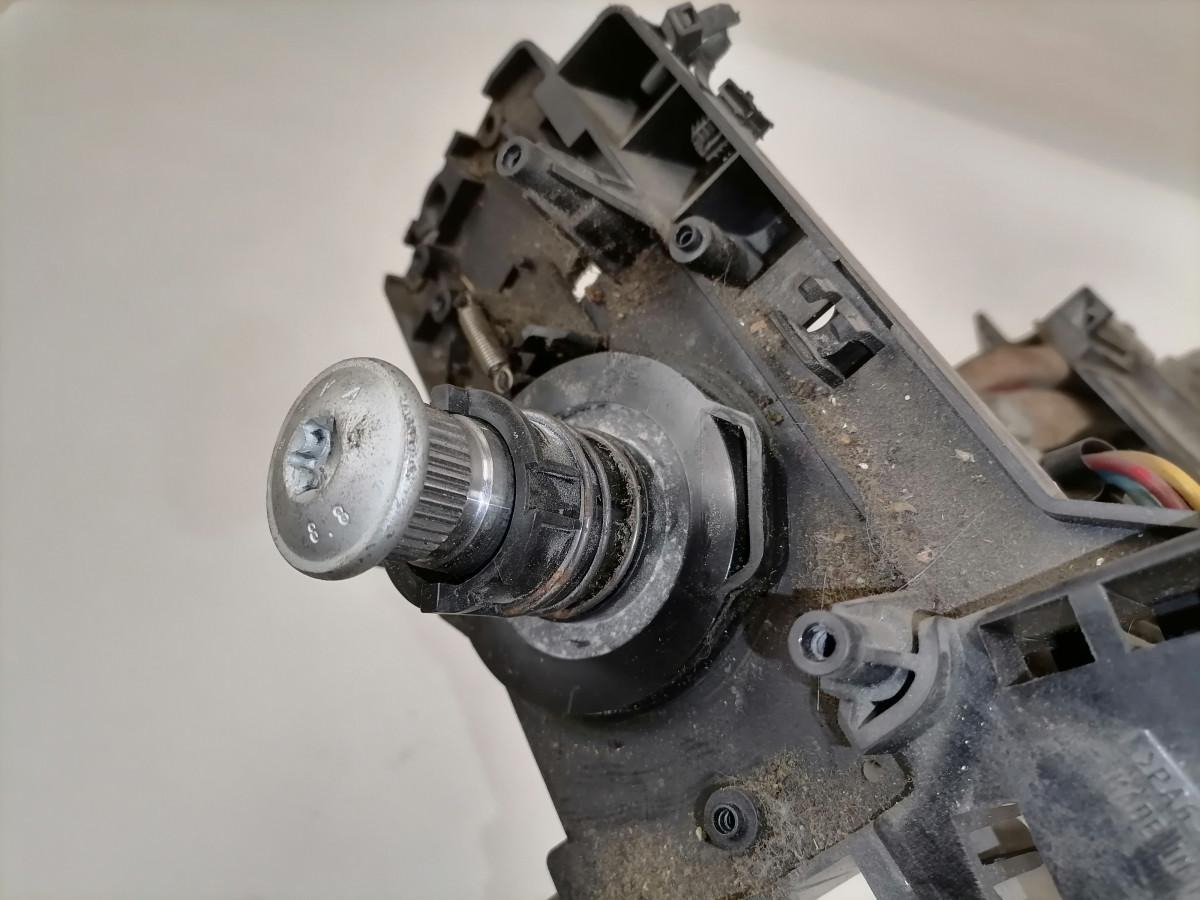 Volvo Roolisammas 20812322 - עמודת היגוי עבור משאית: תמונה 4 Volvo Roolisammas 20812322 - עמודת היגוי עבור משאית: תמונה 4