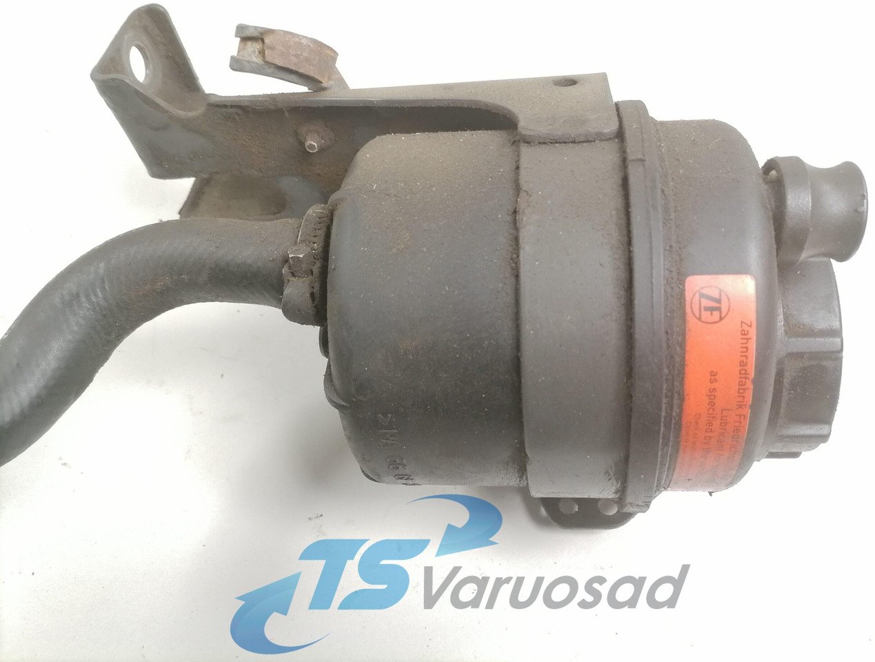 Volvo Steering oil tank+ bracket 20495075 - צינור היגוי עבור משאית: תמונה 5 Volvo Steering oil tank+ bracket 20495075 - צינור היגוי עבור משאית: תמונה 5