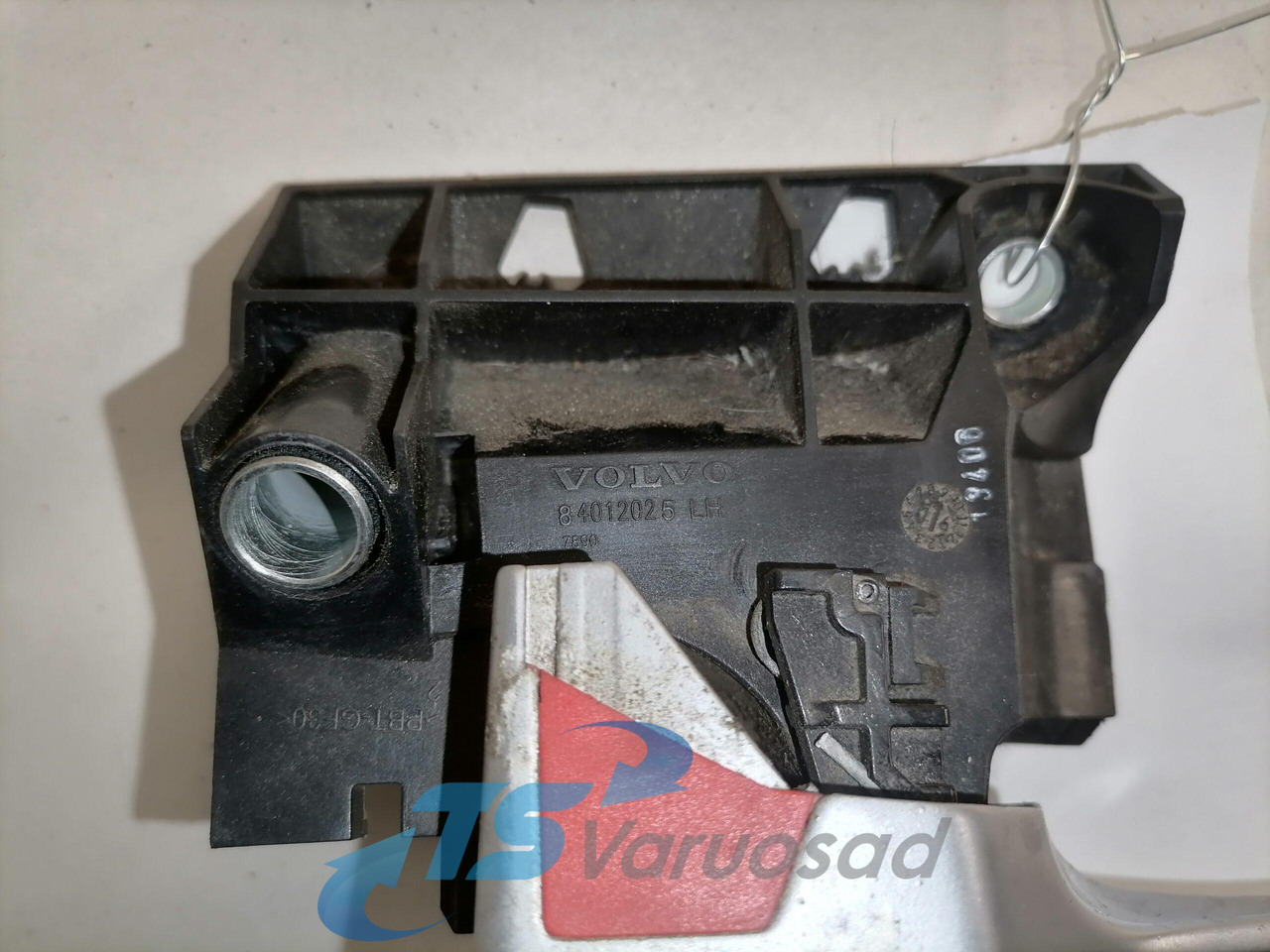 Volvo Ukselink, sisemine vasak 84012025 - דלת וחלקים עבור משאית: תמונה 3 Volvo Ukselink, sisemine vasak 84012025 - דלת וחלקים עבור משאית: תמונה 3