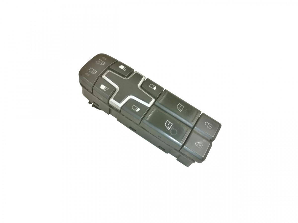 Volvo Volvo lüliti, aknatõstuk 22154235 - תא עבור משאית: תמונה 1 Volvo Volvo lüliti, aknatõstuk 22154235 - תא עבור משאית: תמונה 1