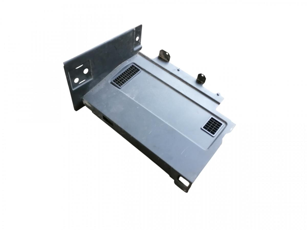 Volvo Voodialune eraldusplaat 84014456 - חלק אוניברסלי עבור משאית: תמונה 1 Volvo Voodialune eraldusplaat 84014456 - חלק אוניברסלי עבור משאית: תמונה 1