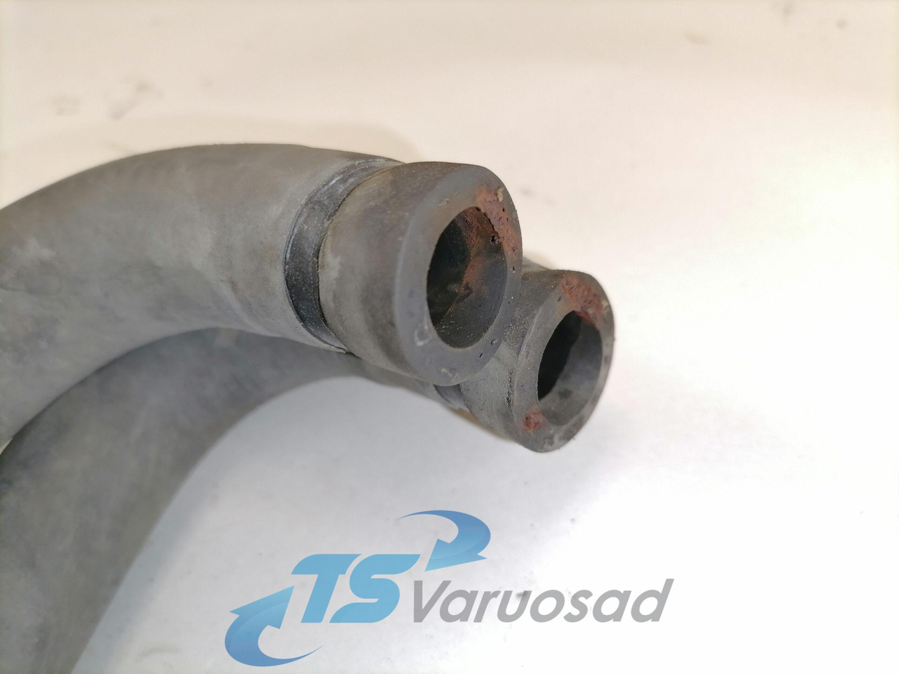 Volvo Water valve 20443962 - חימום/ אוורור עבור משאית: תמונה 2 Volvo Water valve 20443962 - חימום/ אוורור עבור משאית: תמונה 2