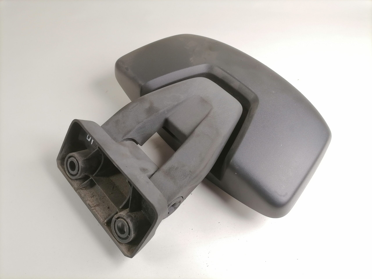 Volvo Wheel mirror 84167321 - מראה פנימית עבור משאית: תמונה 2 Volvo Wheel mirror 84167321 - מראה פנימית עבור משאית: תמונה 2